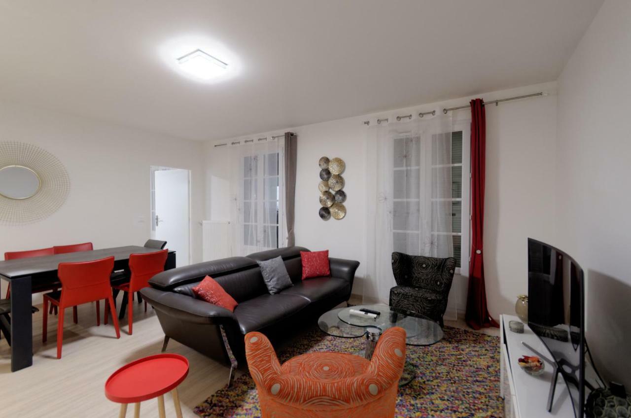 Red-Line Apartment Serris Exterior photo